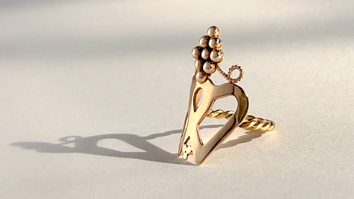 Brass Luckenbooth Ring profile with shadow